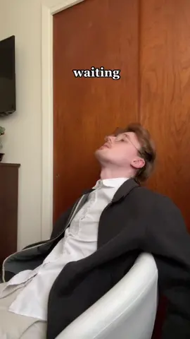 WHY DO I LOOK LIKE THAT AFTER THE DATE SKJFJRHBR SO DISHEVELED 🥵