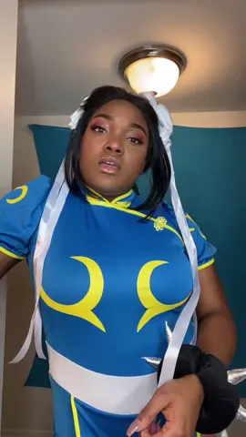Hi. #ShowerWithMoxie #EnvisionGreatness #OverShareInYourUnderwear #chunli