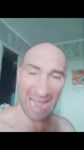 Всем пока, меня увозят в дурку😅😅. Можете сшивать с этим видосом свои 🤣 #сшить #switch #прикол #дурка #рек