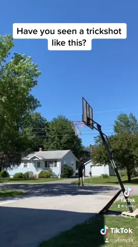 Imagine this went viral. #fyp #foryou #trickshot #basketball #viral #interact #makethisviral