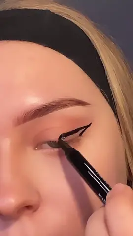 trying a different makeup style ✨ inspo: @itshannahowo ( ˘ ³˘)♥︎ #makeup #makeuptutorial #fyp #foryoupage #TestReadyChic