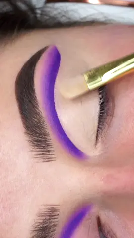 Purple amethyst 🔮💜 #fyp #foryoupage #beautyroutine #makeup #LearnOnTikTok #cutcrease #creativemakeup #makeupinspo #satisfying