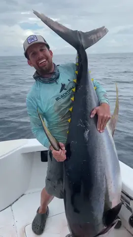 Can’t believe we pulled this tuna in the boat! How much do you think this yellowfin tuna weighs? #Lifestyle #tuna #fishing #ocean