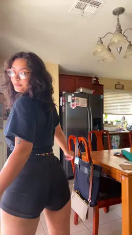 I like this one better lol dc: @layzchipz #fyp #foryou #PlantersTrickShot #DontSweatIt