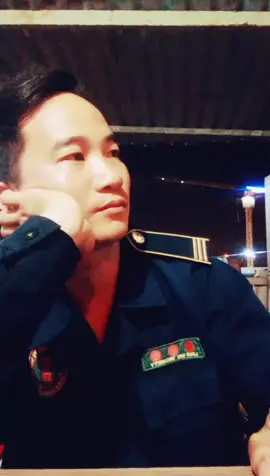 ai ngồi tối hiến máu cho muỗi cùng k 😂