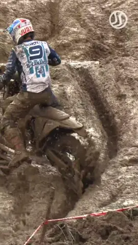 #125cc #2strokes vs #MudParty 🤪 #Enduro #dirtbike #mud #motocross #mx125 #dirtbikefails #crash #fails