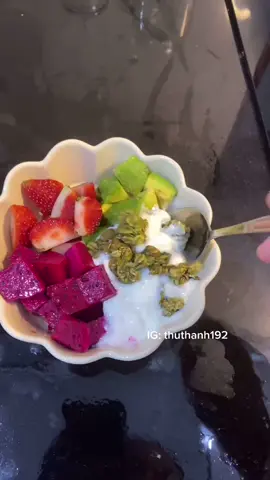 Muốn da đẹp dáng đẹp thì hãy chọn một bữa sáng￼ healthy như này nhé😚 #eatclean #giamcan #healthy #thumix #giamcanantoan