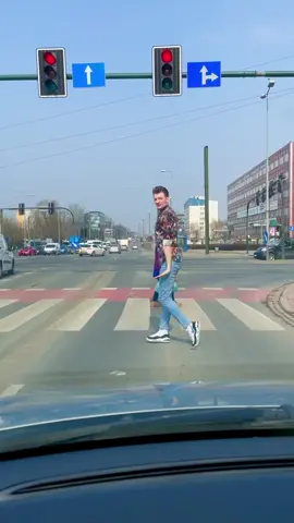 Is it You Annie ? 👀 #gliding #glide #smoothmove #taniec #michaeljackson