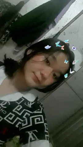 teo thích viết sai vậy đó chịu thì chịu hk chịu thì chịu mà hk chịu cũng chịu thui chứ ns cái con mèo gì đc 🥴