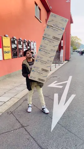 Full video on Instagram #fallingboxprank #boxpark #prank #prankwars