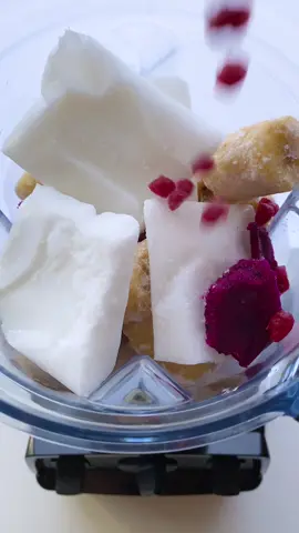 🍓🫐🥥 results next video✨ #naturescereal #smoothiebowl #vegan #SourPatchPrankFund