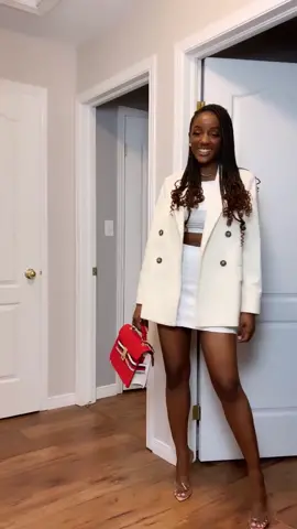 Cream outfit inspo styled by: @stylewithogb 🤩 #fyp #outfotinspiration #OOTD #stylediary #outfitsociety #styleblogger #fashionbloggersto