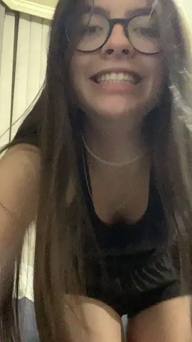 para de rebolar ai márcia