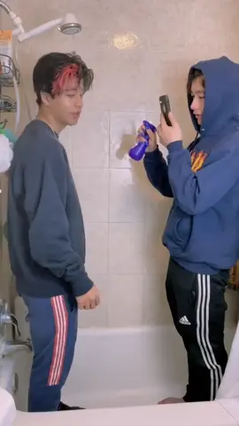 Behind the scene of a low budget video😂