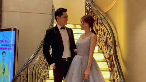 DV Minh Luân và bạn gái tình cảm tại Sk #bimatvbiz #minhluan