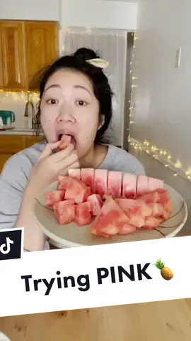 Trying $50 pink pineapple 🍍.... That I got on sale for $6! #pinkpineapple #foodontiktok #fruits #FoodTok #fruittok #pineapple #tastetest