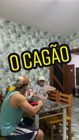 Trolei meu pai, dei laxante pra ele #fy #fyp #trolagem