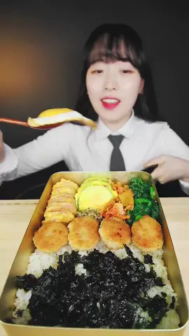 오늘은 옛날도시락🍱💕 옛도에 무슨 반찬을 넣어서 먹으면 가장 맛있을까요><💛 #틱톡푸드#옛날도시락#도시락#또솔이식판#mukbang#koreanfood