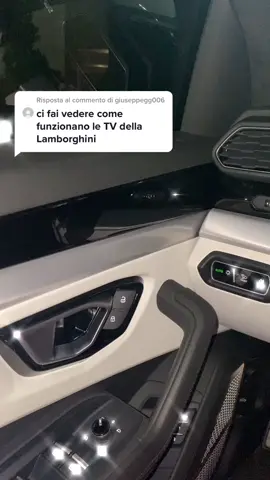 Rispondi a @giuseppegg006 🥰 #foru #lamborghini #lux #car #follow