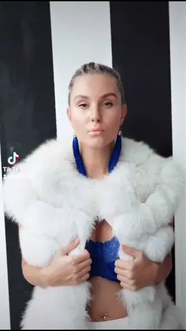 Магия синего 💙 Волшебная @lady_gorbunova и комплект белья Envy Navy #большаягрудь #подборбелья #Brastyling