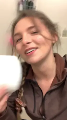 #greenscreenvideo #greenscreen 20 years feels like ✨🤯🥴♈️🥰