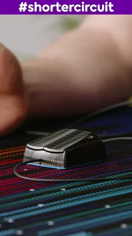 Lightest gaming mouse in the world at 23 grams? #PC#Gaming #Mouse #CarbonFiber #linustechtips #linustech #shortercircuit
