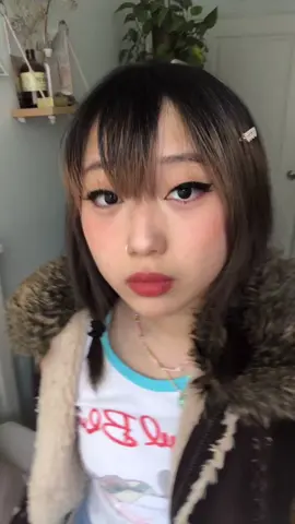 Physically cannot put on makeup wo making a TikTok anymore