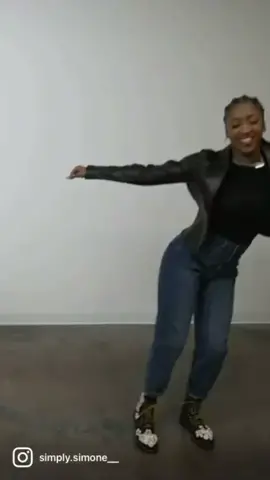 #fyp #foryoupage #naturalhairstyles #protectivehairstyles #blackgirlmajic #melanin #styleinspo #fashionblogger #OOTD #outfitideas #90sfashion #fashion