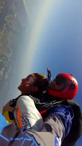 #greenscreenvideo skydiving!!!!