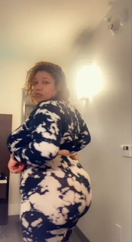 Big Draco 🔫   #GoForTheHandful #fypage #soulja #plussizeedition #trend @fashionnovacurve