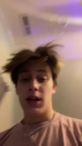 lots of room for improvements so please let me know what i can do, definitely getting a new keyboard soon along with a new mic :)