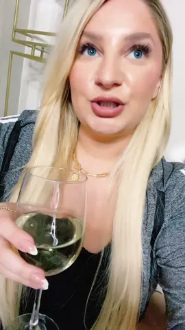 Zdrowko Halinki! Insta @syskastyle #GoForTheHandful #heheszki #zabawne #dziewczyna #babskiesprawy #polska #kabaret #viral #dlaciebie #fyp #poland #