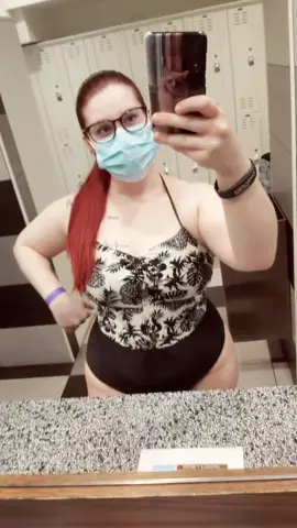 Spa Finlandais avec mon chéri @yan.chayer 🧖🏻‍♀️🧖🏻‍♂️ #fyp #foryou #pourtoi #xyzbca #girl #curve #spa #quebec