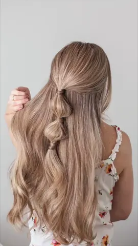 Half up bubble braid #missysueblog #hairstyles2021 #hairstylesforschool #schoolhairstyles #braidgal #braiddesigns #braidedstyles #braidsbyme #braids