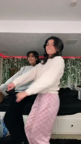idk what this is but i had to beg diya to do it w me