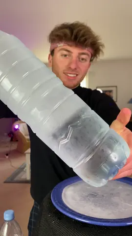 Qui connaît la surfusion ? 🤯 #physique #tiktokacademie #experience