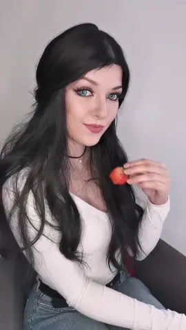 Do you want some 🍓🍓🍓? #dontflirtwithhim #imnotgoingto #flirt #strawberry #chachacha