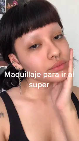 Hola de nuevo sjajjajaja #fyp #foryou #parati #makeup #guatemala #gt #maquillaje #tutoriales