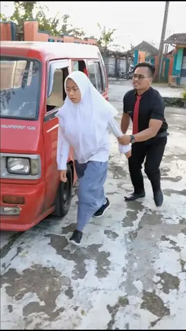 Yuk gaess!! ikutan challenge #TentangSekolahPintar dan menangin HP Redmi 9A dan saldo e-wallet senilai total 650 ribu rupiah dari @sekolahpintarcom