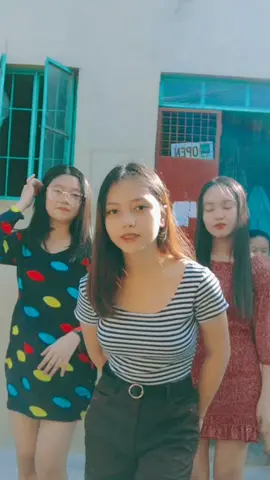 bigla kong nakalimutan steps HAHAHA #keysiitors #fyp #foryoupage #tiktok #dance #señorita