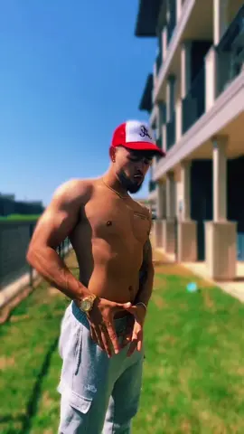 rip whoever’s 😻💪🏽 #gettingripped #fyp #trend #JustAddBriskZero #DSWCutLoose