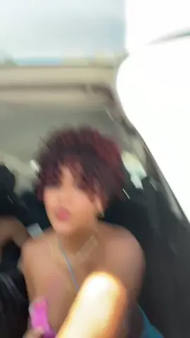 This is your sign to Come to Miami!!!! We outside!!! #weoutsideeeeee #miami #florida #southbeach