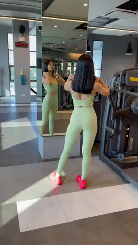 ⭐️💫💚☁️🤍🌟👗ชุดจาก IG👉🏻 panidafitness 👙 #fashion #Fitness #workout #excercise #gym #yoga #ออกกําลังกาย #ฟิตเนส #โยคะ #สปอร์ต #sport