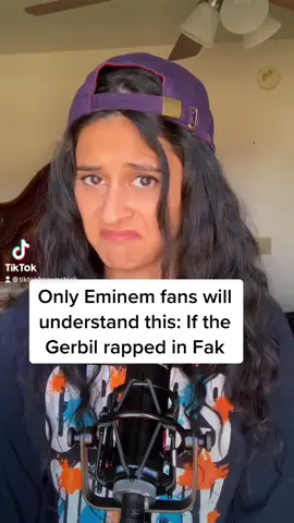 Repost cuz tik tok is screwing me with sounds :) this is what I think the gerbil would say #rap  #sing  #fyp