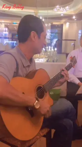 Ai trên đời mà không nhậu...??? 😂#guitar #cover #cachiusa #nhạcchế #acoustic #Guitar