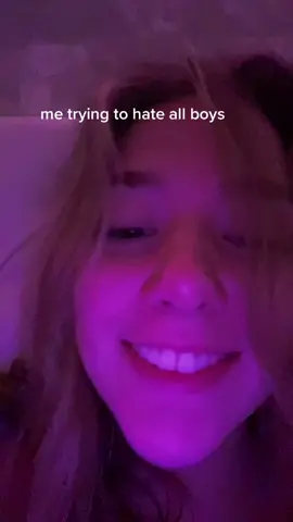 #greenscreenvideo #greenscreen Freshman year crush vibes