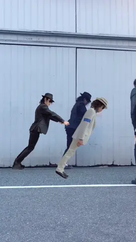 Zero Gravity🕴🏿#michaeljackton #mj #moonwalker #kingofpop #neverland #michaeljackson #zerogravity #fyp