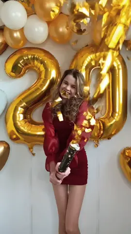 It’s my Birthday!🎉sorry Mama das Ende musste drinne bleiben 😂 [Insta: Lea] #foryou #bday