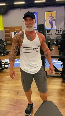 O sucesso não é um Destino é uma jornada! #antesedepois após os 40💪 #tik_tok #motivation #nopainnogain #menshealth #vemcompai #paitaon #astronaut