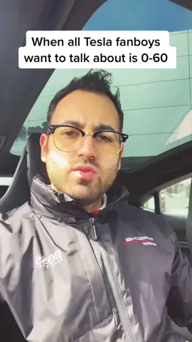 #stitch with @carlossancon Tesla vs Porsche EV #tesla #teslamodel3 #porshetaycan